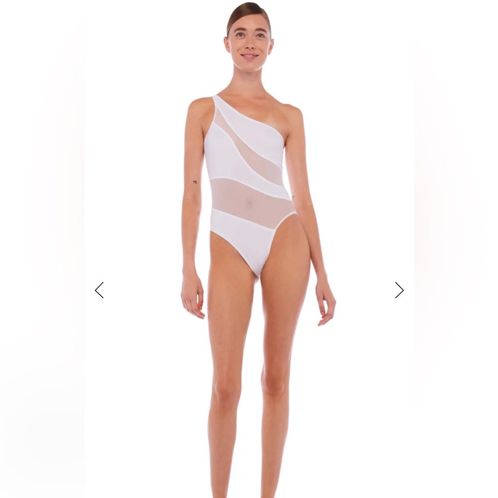 NWT Norma Kamali Snake Mesh Mio Small